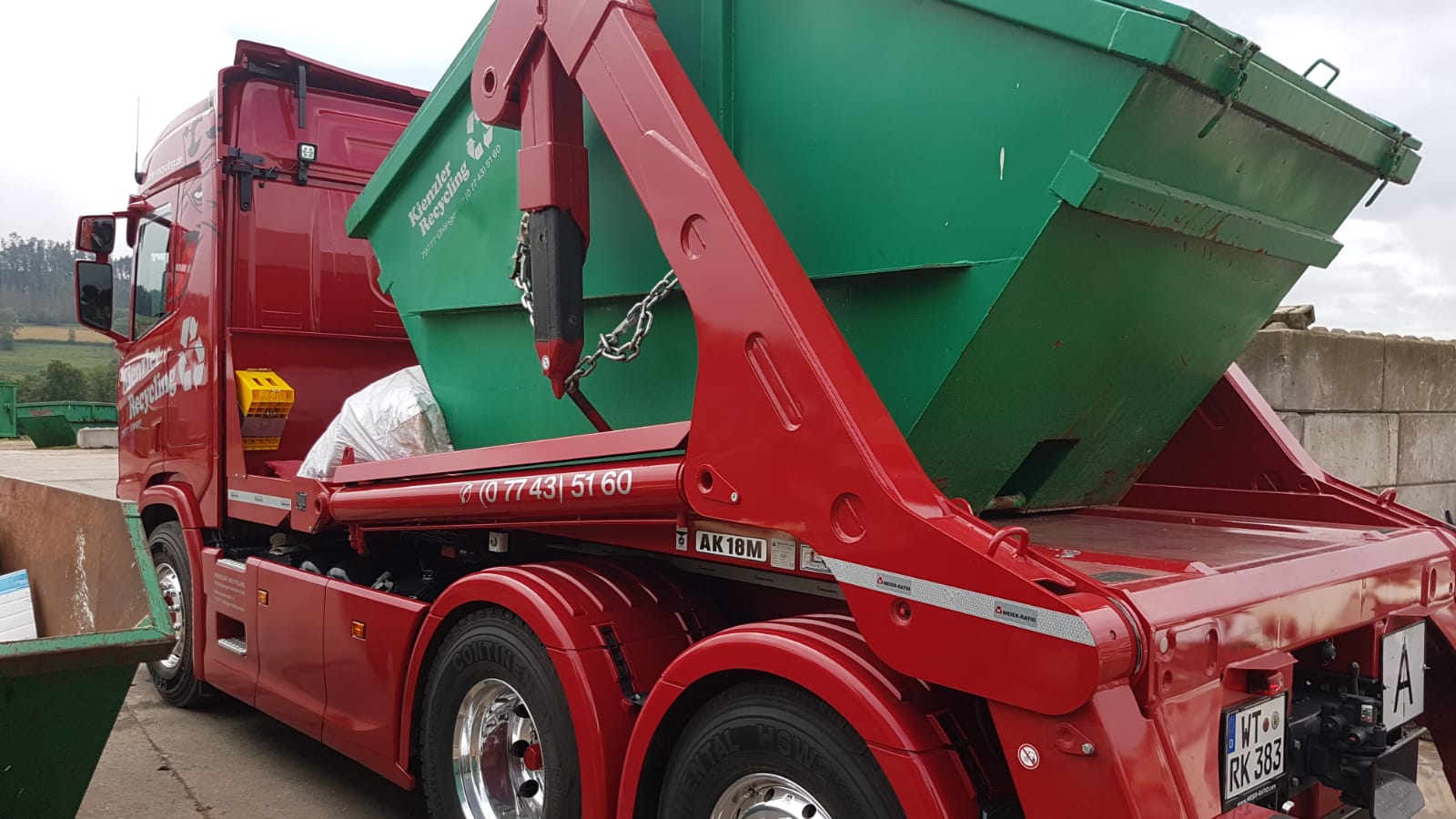 Container auf LKW